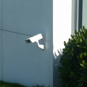 decouvrez-les-cameras-de-surveillance-pour-la-maison-protegez-votre-foyer-en-toute-tranquillite
